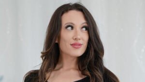 Sage Hunter Biography, Wiki, Age, Career, Photos & More