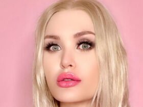 Violet Doll Biography